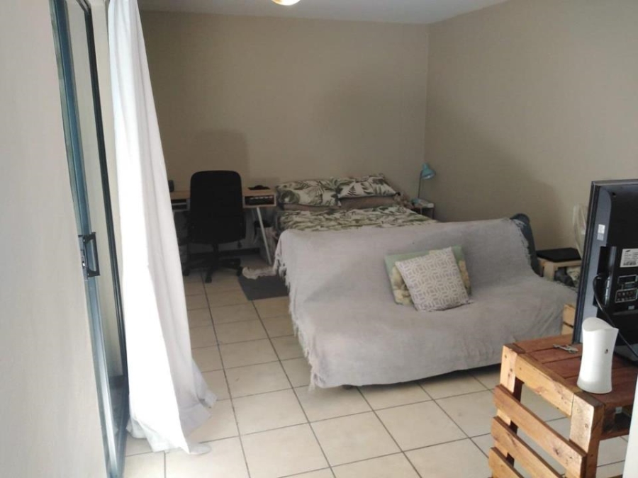 1 Bedroom Property for Sale in Die Bult Western Cape